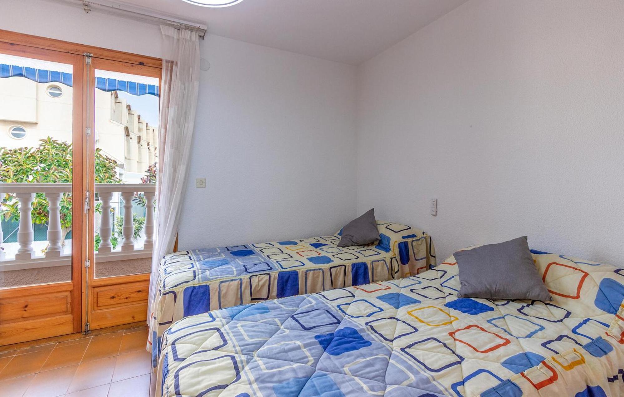 2 Bedroom Awesome Home In Santa Pola Kültér fotó